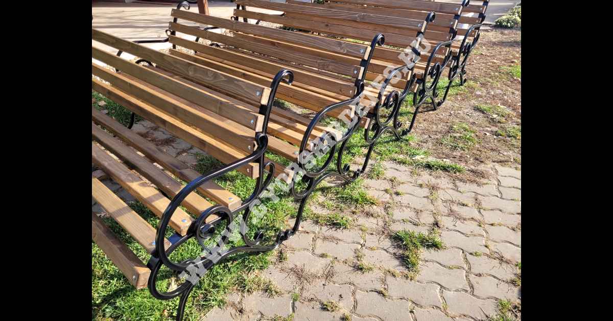 Kovácsolt vas láb kerti padokhoz